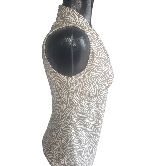 Banana Republic Leaf Patterned Sleeveless Top S - Picture 4 of 7